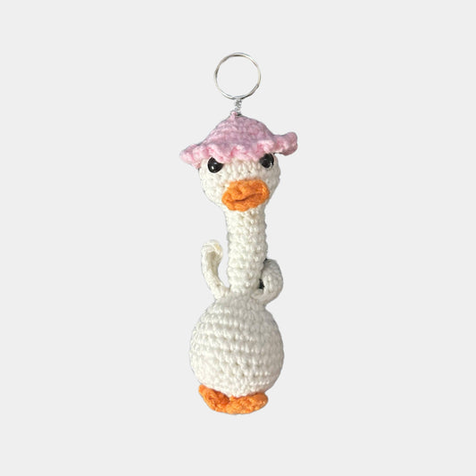 Crochet Goose Keychain – Daisy Hat Edition