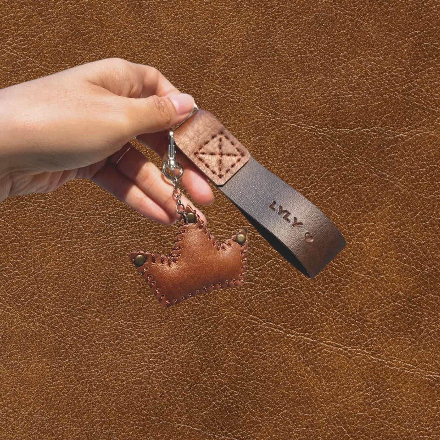 Personalized Handmade Leather Keychain – Custom Name Gift for Him